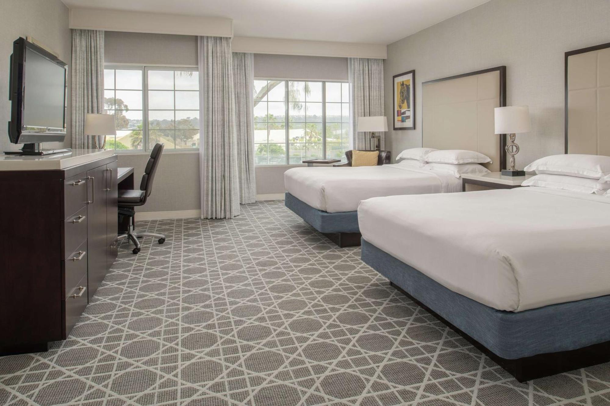 Hilton San Diego/del Mar 3*